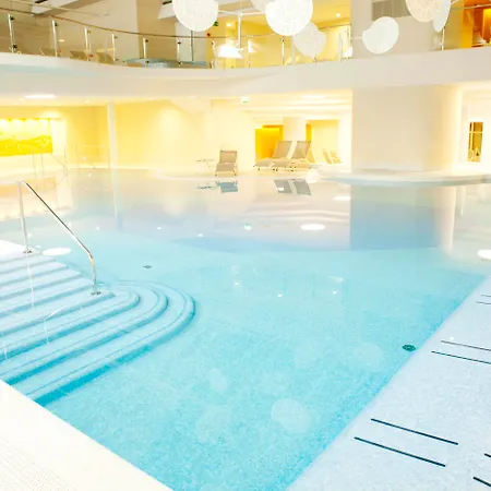 Neptun - Terme & Wellness Lifeclass ホテル
