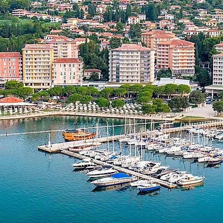 فندق Neptun - Terme & Wellness Lifeclass بورتوروز