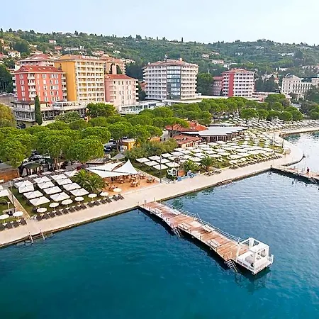 فندق Neptun - Terme & Wellness Lifeclass بورتوروز